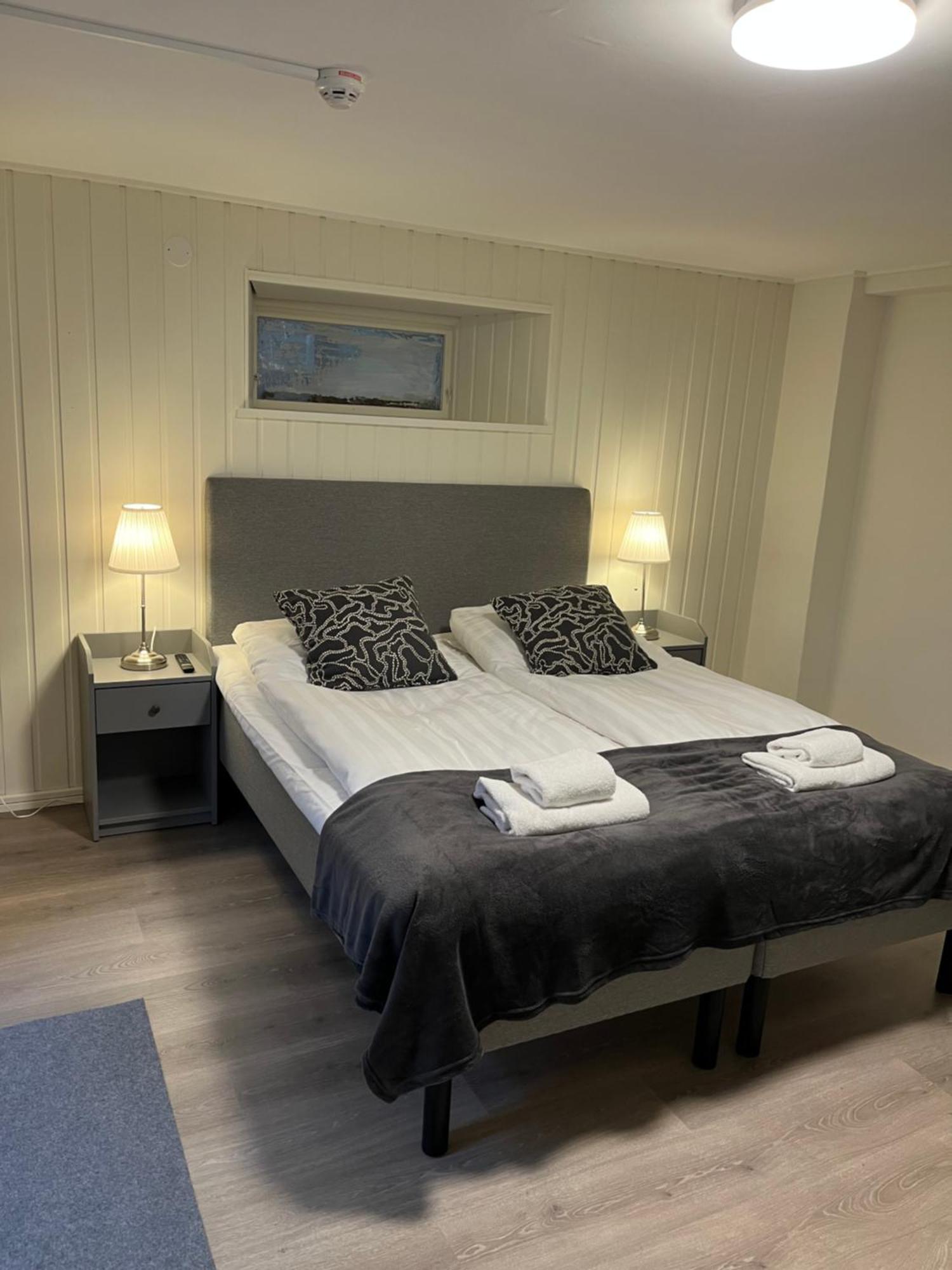 Vaesterhoejdsgarden Skövde Kültér fotó