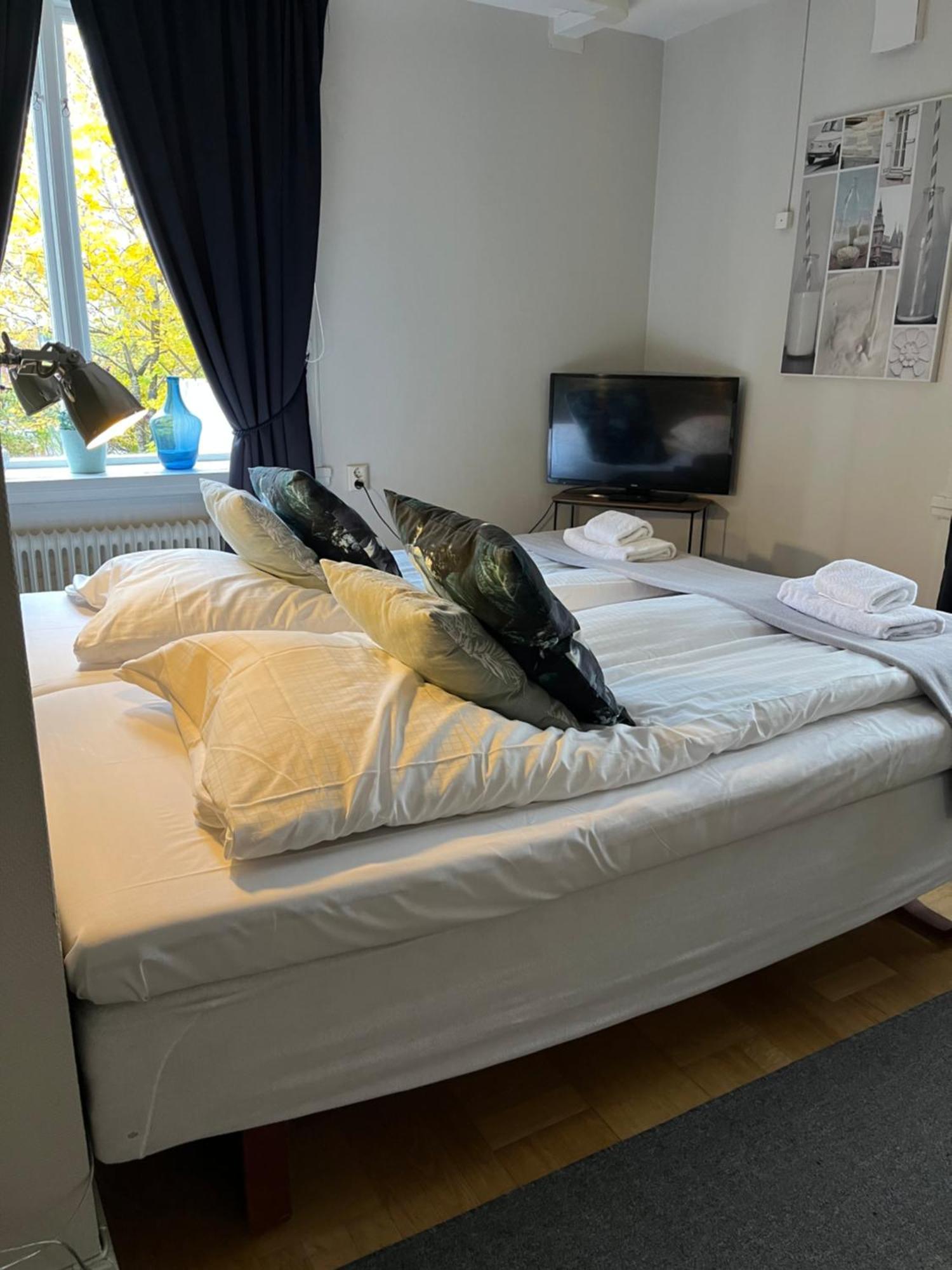 Vaesterhoejdsgarden Skövde Kültér fotó