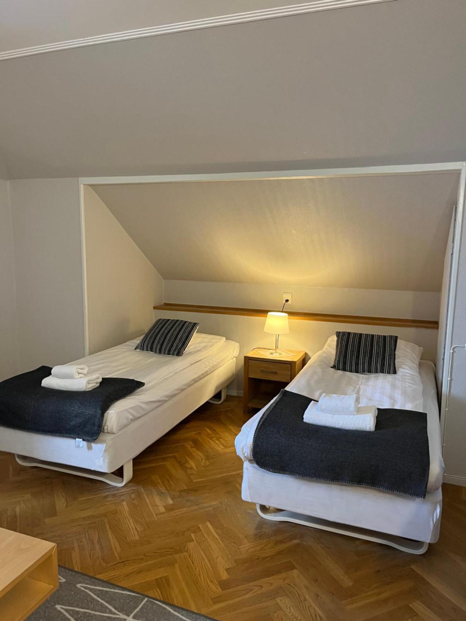 Vaesterhoejdsgarden Skövde Kültér fotó